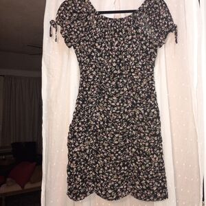 Women’s Black Floral Puff-Sleeve Dress By Ultra flirt Size Med With